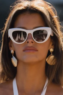 Clearance Bienvenue Off-White Bold Sunglasses The White Edit|Golden Hour Bachelorette
