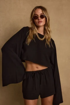 New Clear Breeze Black Linen Shorts Shorts|Sets