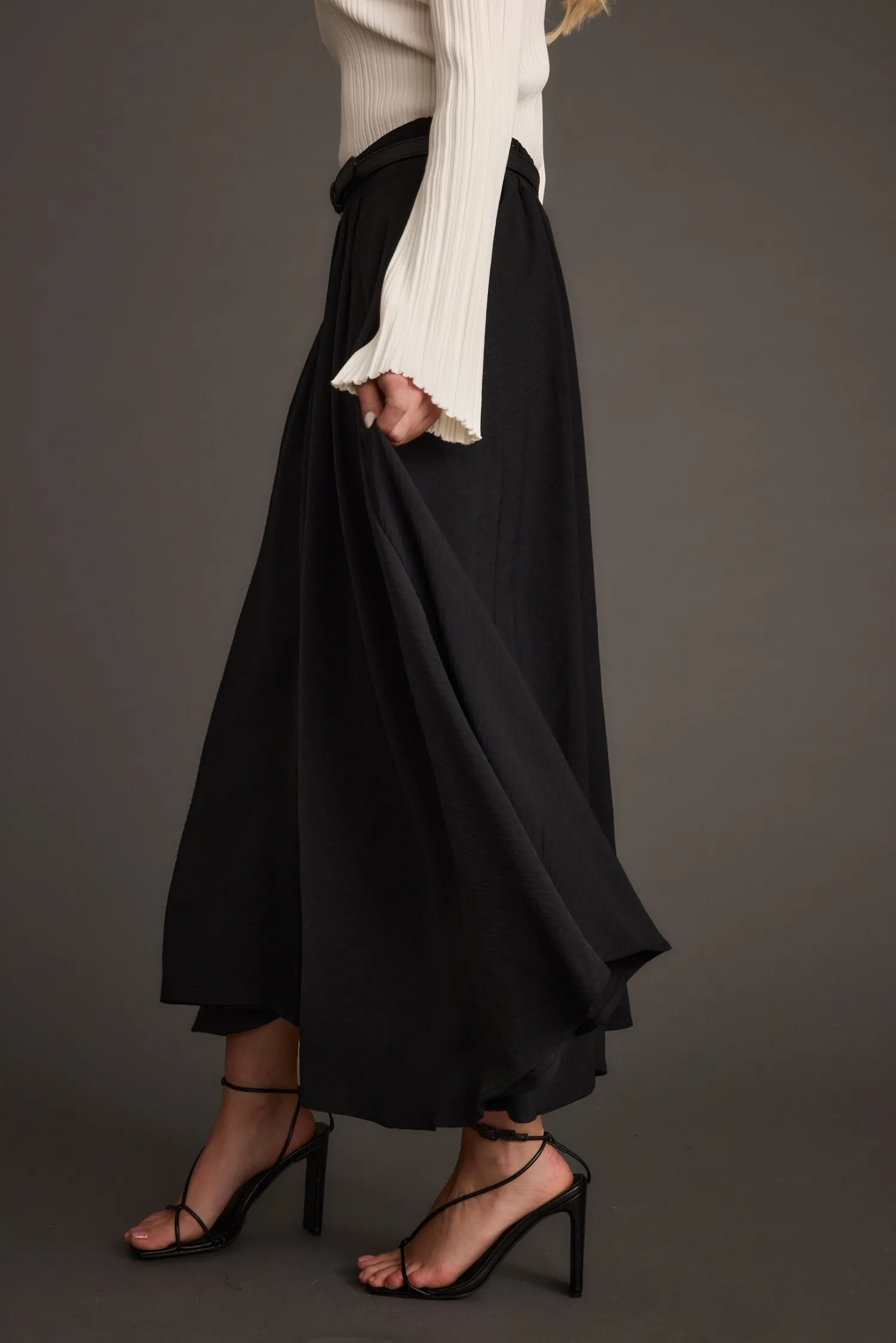 Online Gloria Black Midi Skirt Skirts