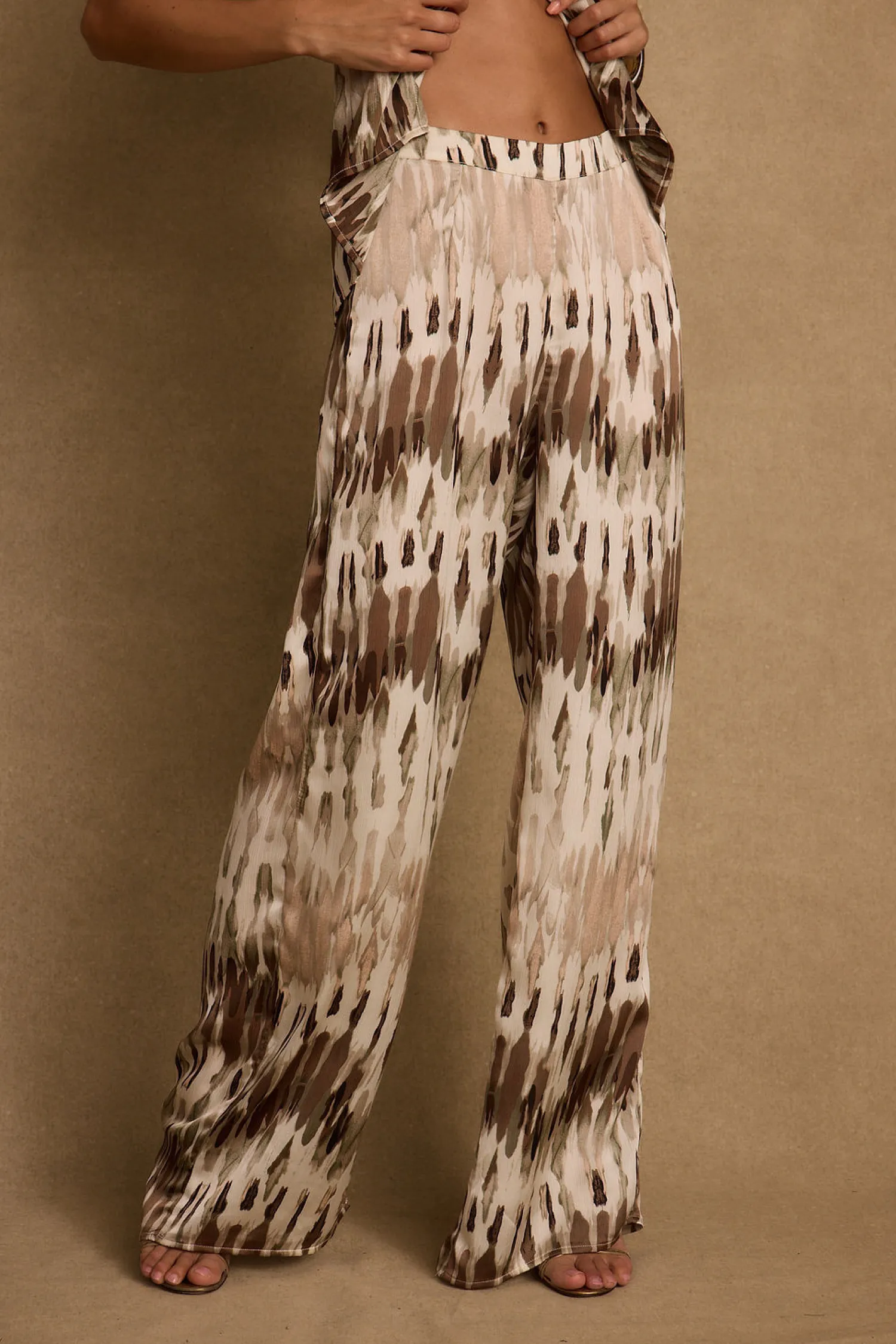 Best Taza Abstract Satin Pant Pants|Sets
