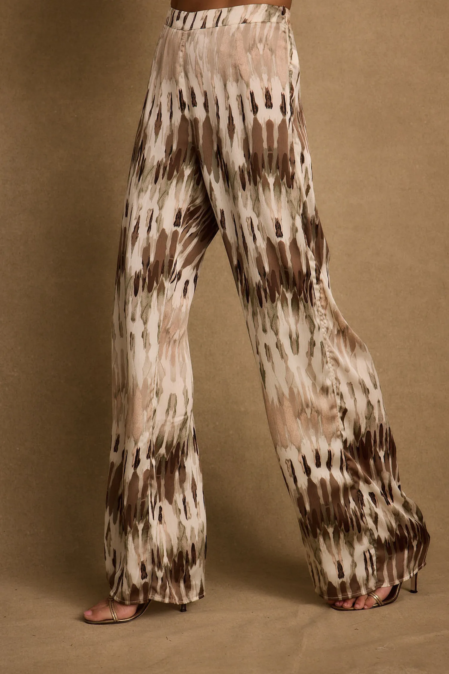 Best Taza Abstract Satin Pant Pants|Sets